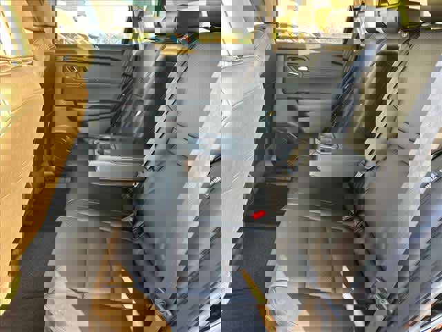 Used 2025 Nissan Rogue SV w/ SV Premium Package image 13