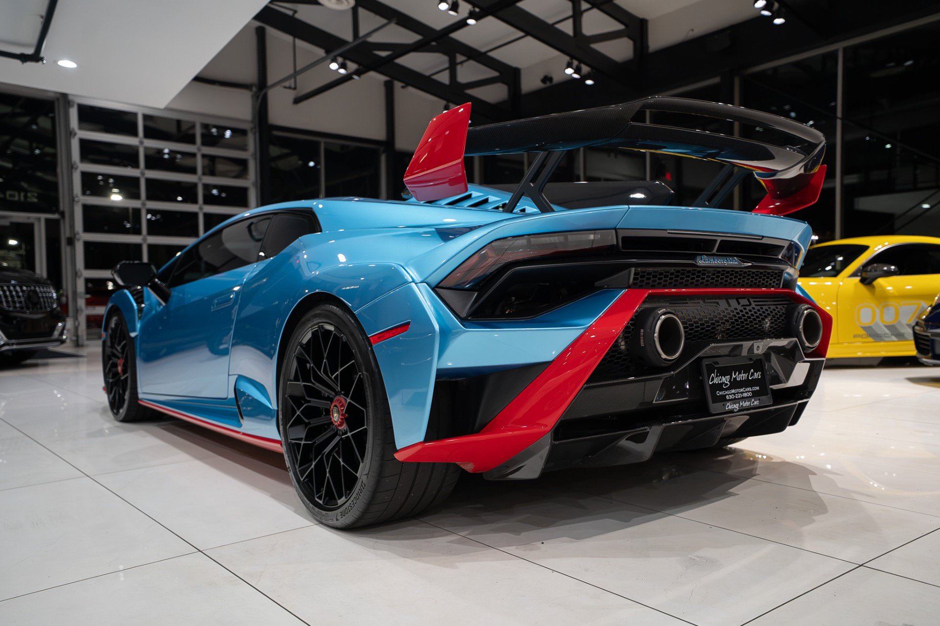 Used 2023 Lamborghini Huracan STO RWD image 39