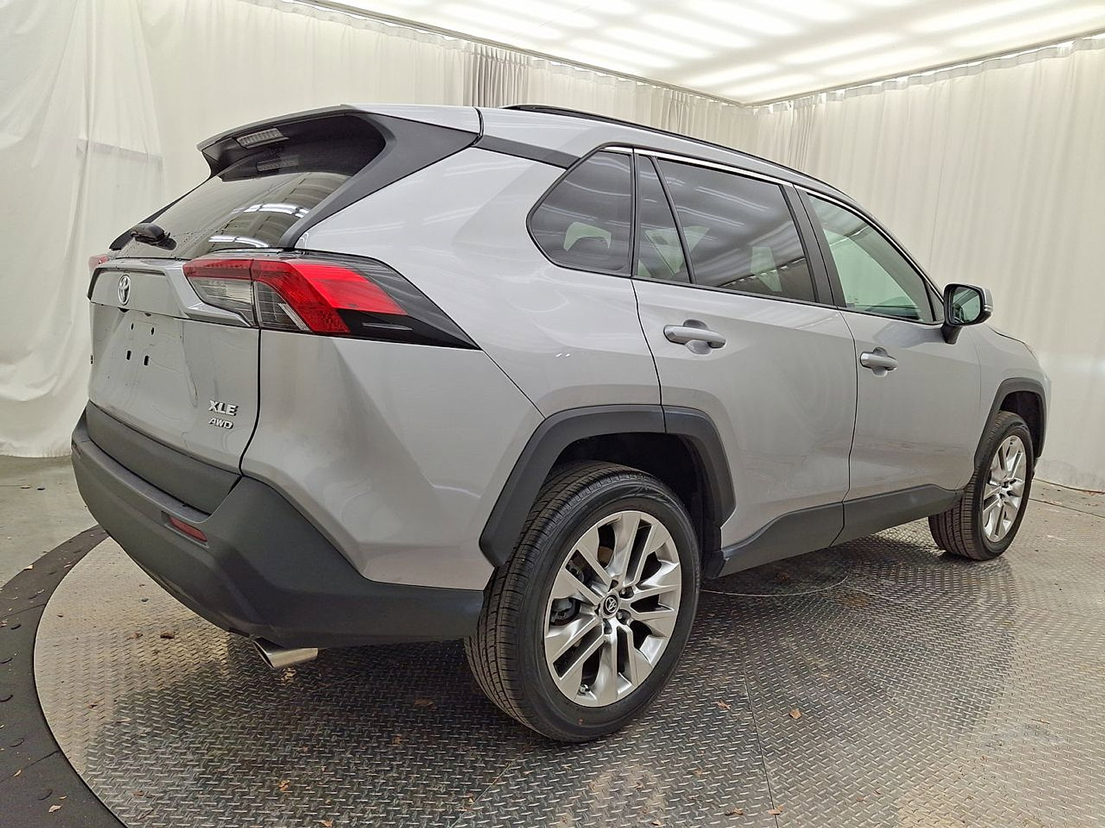 Certified 2019 Toyota RAV4 XLE Premium image 25