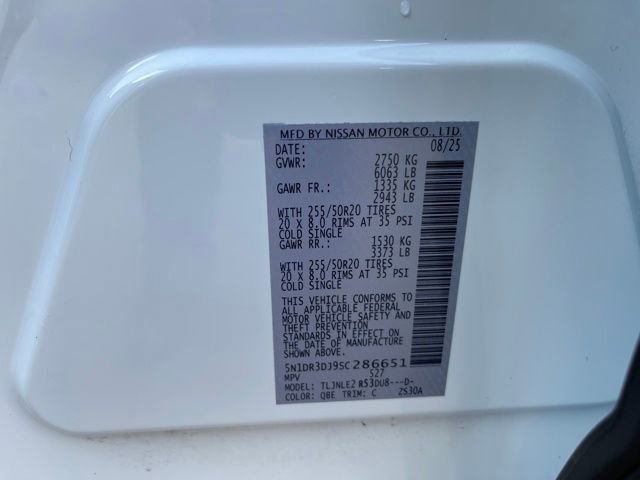 Used 2025 Nissan Pathfinder Platinum w/ Cargo Package image 26