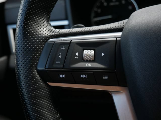 Used 2024 Mitsubishi Outlander SE AWD/4WD image 17