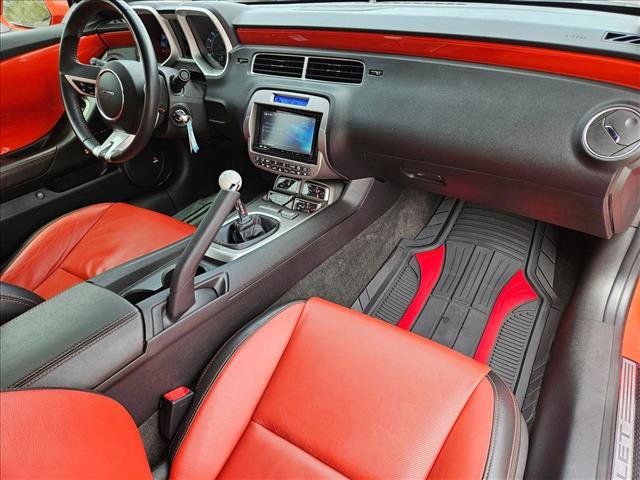 Used 2010 Chevrolet Camaro SS w/ LPO, Ground Effects Package image 22