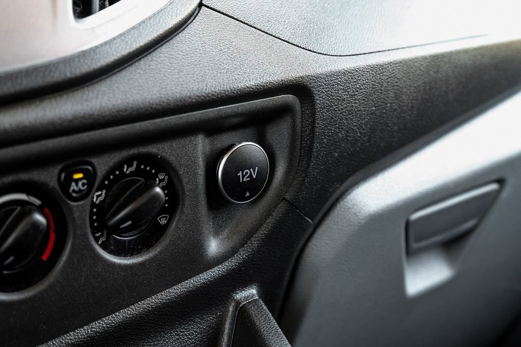 Used 2015 Ford Transit 150 XLT image 22