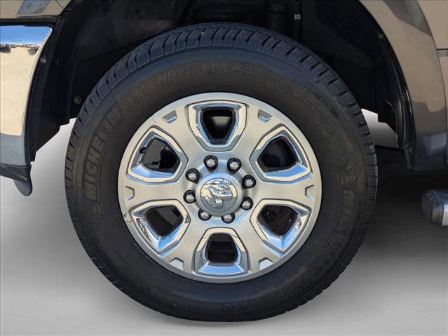 Used 2014 RAM 3500 Laramie Longhorn image 25