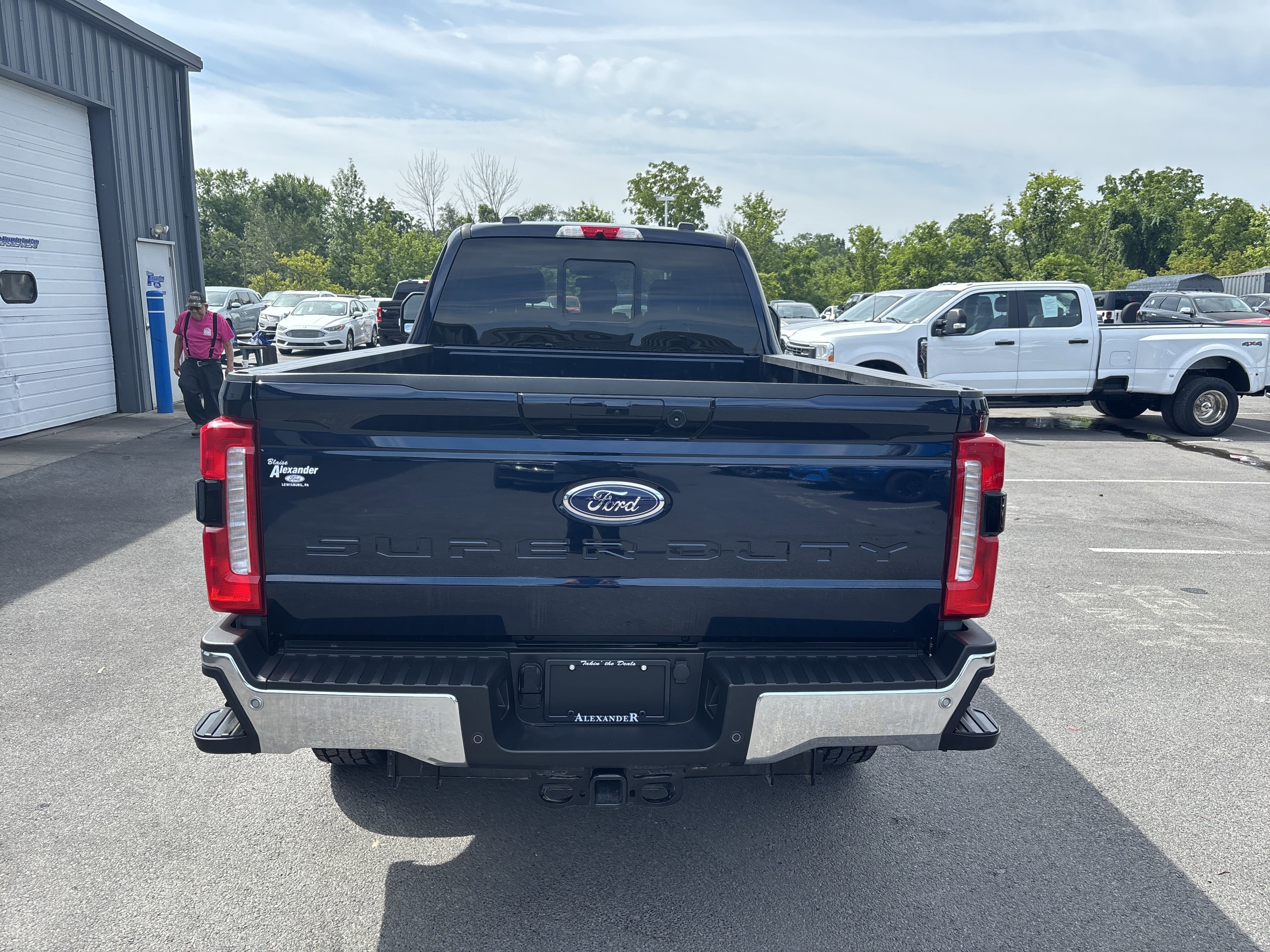 Used 2024 Ford F350 Lariat w/ Camper Package image 4