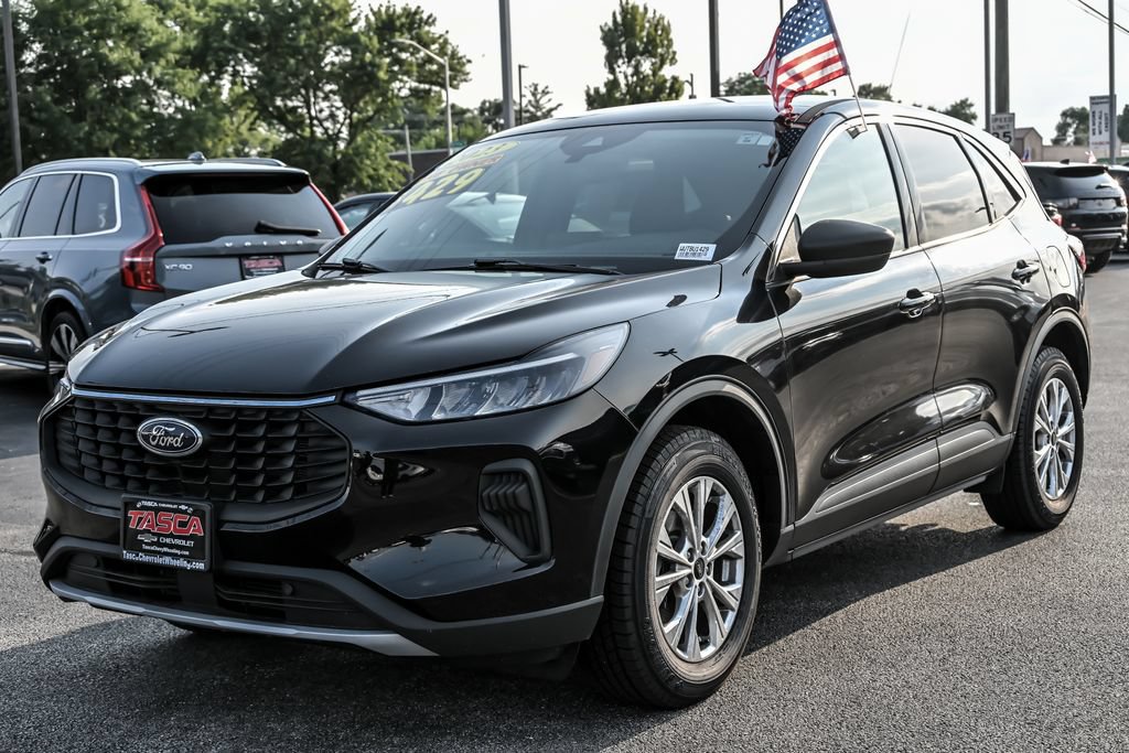 Used 2023 Ford Escape Active AWD/4WD image 6