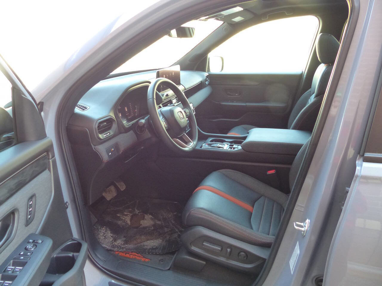 Used 2026 Honda Passport TrailSport image 18