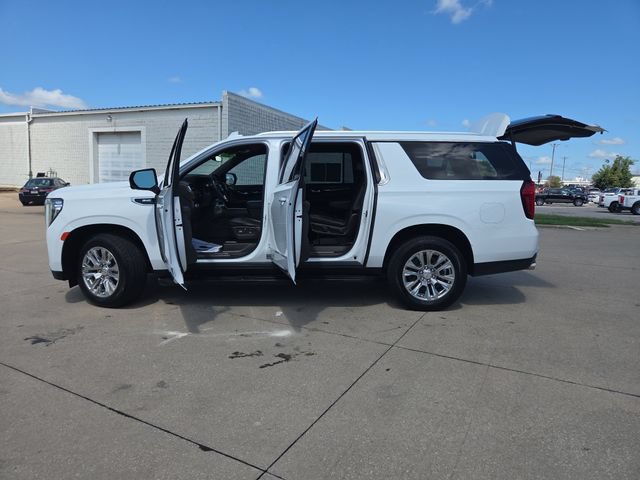 Used 2021 GMC Yukon XL Denali AWD/4WD image 45