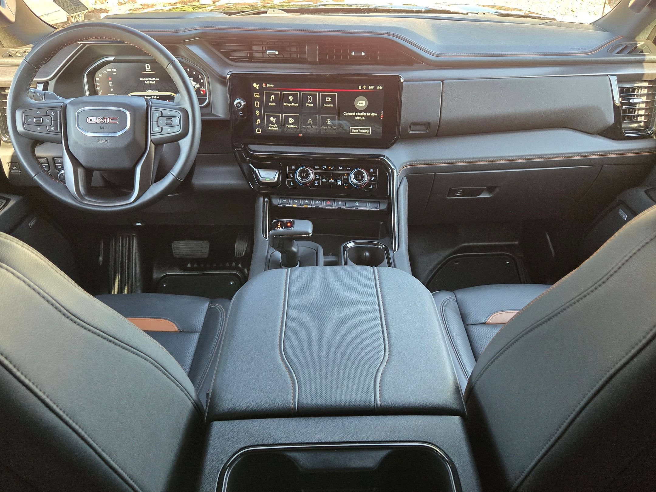 Used 2024 GMC Sierra 1500 AT4 w/ Technology Package AWD/4WD image 16