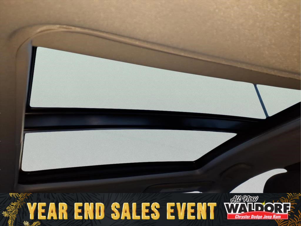 Used 2022 Chevrolet Malibu LT image 11