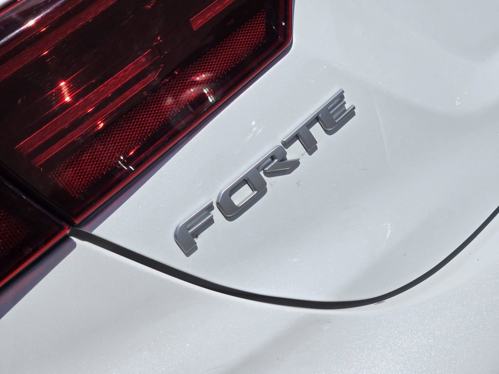 Certified 2024 Kia Forte GT-Line w/ GT-Line Premium Package image 10