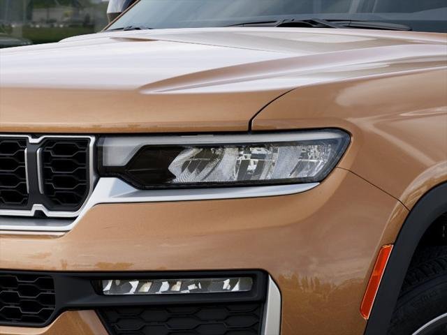 New 2026 Jeep Grand Cherokee Limited AWD/4WD image 36