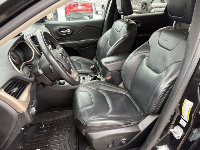 Used 2016 Jeep Cherokee Limited image 13