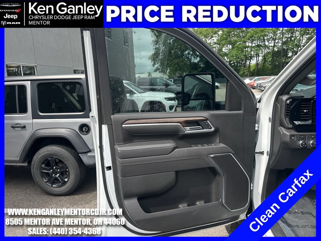 Used 2025 GMC Sierra 2500 SLE w/ SLE Value Package; AWD/4WD image 10