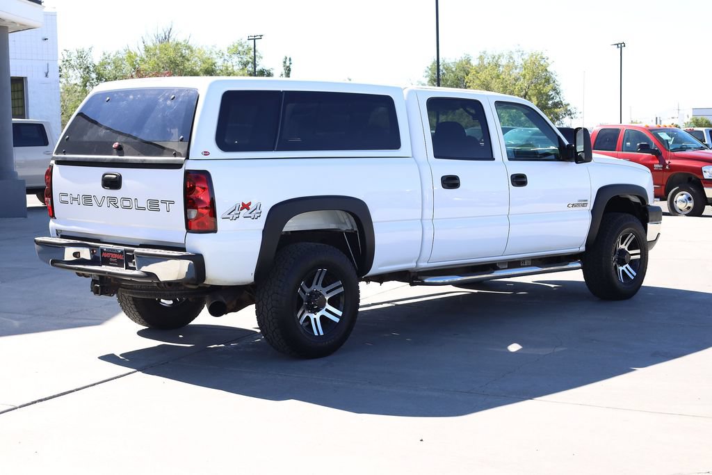 Used 2007 Chevrolet Silverado 2500 W/T w/ Heavy-Duty Power Package AWD/4WD image 6