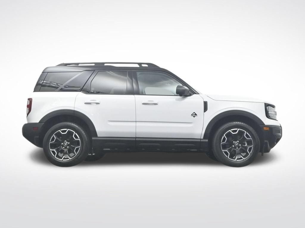 Certified 2025 Ford Bronco Sport Outer Banks w/ Outer Banks Tech Package+ AWD/4WD image 43