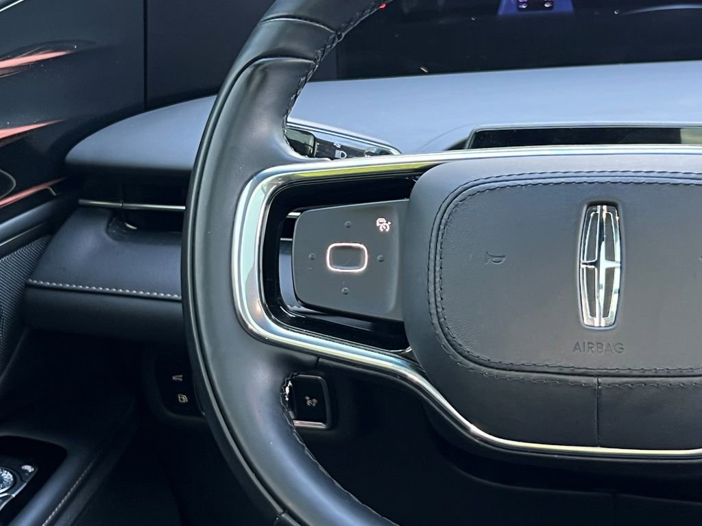 Used 2024 Lincoln Nautilus Premier w/ Equipment Group 102A image 27