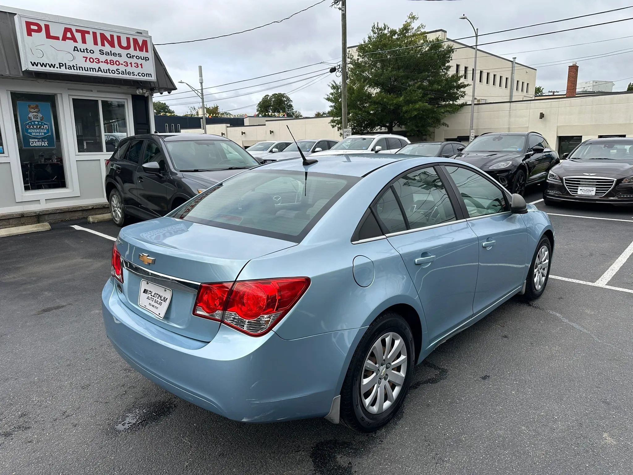 Used 2011 Chevrolet Cruze LS w/ Connectivity Package FWD image 5