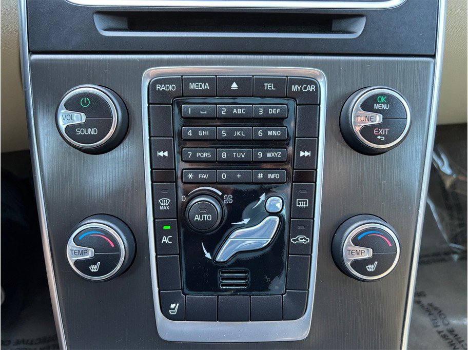 Used 2014 Volvo S60 T5 image 26