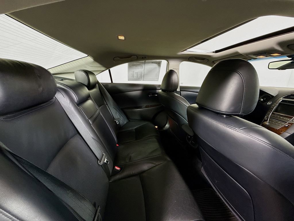Used 2010 Lexus ES 350 image 28
