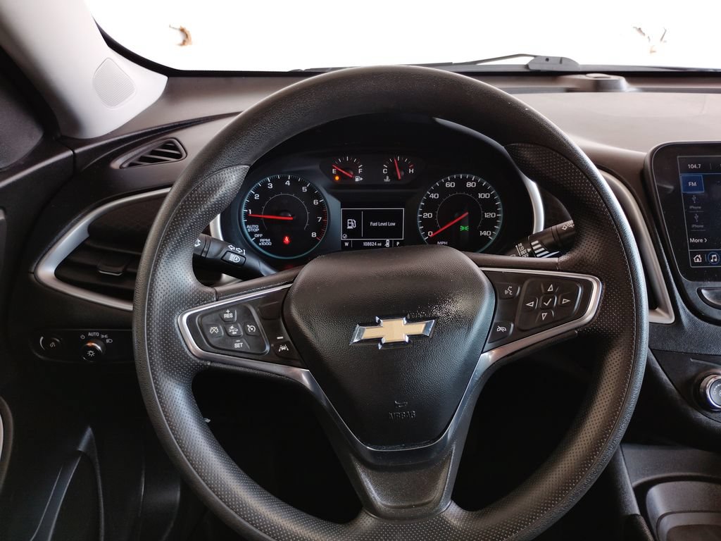 Used 2024 Chevrolet Malibu LS FWD image 23