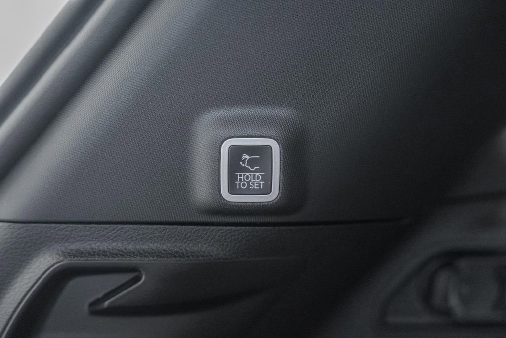 New 2025 Jeep Grand Cherokee Limited image 10