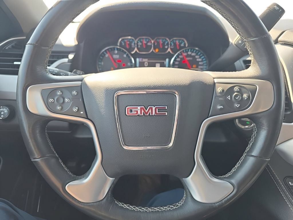 Used 2018 GMC Yukon SLT w/ Premium Edition AWD/4WD image 10
