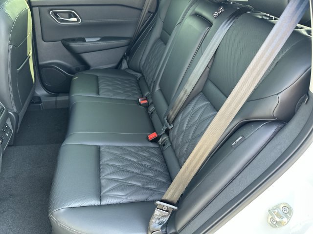 New 2026 Nissan Rogue Platinum w/ Platinum Premium Package AWD/4WD image 34