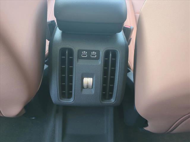 Used 2025 MINI Cooper Countryman S w/ Comfort Package Max image 17