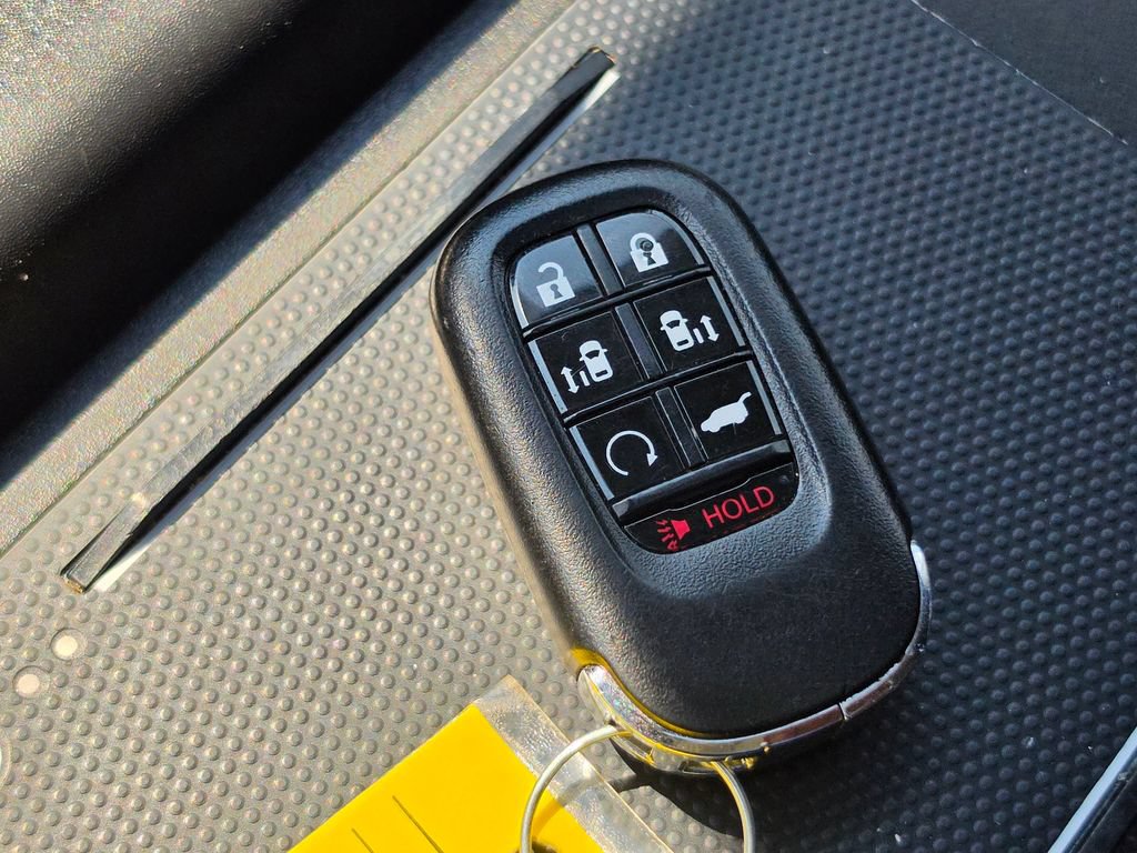 Used 2025 Honda Odyssey EX-L image 31