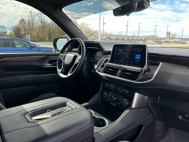Used 2024 Chevrolet Tahoe Premier AWD/4WD image 9