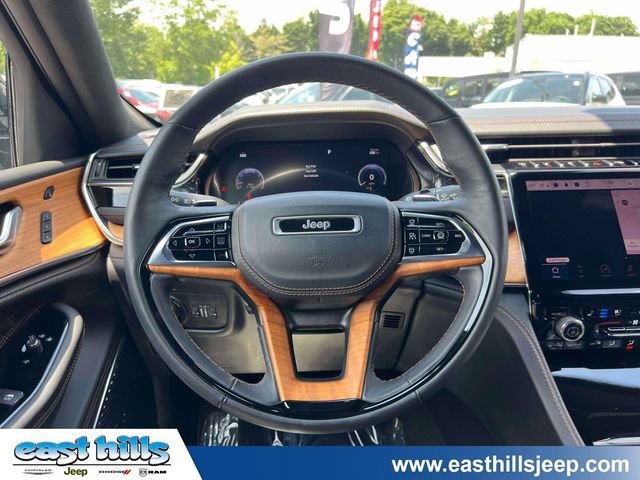 Certified 2023 Jeep Grand Cherokee Summit AWD/4WD image 20