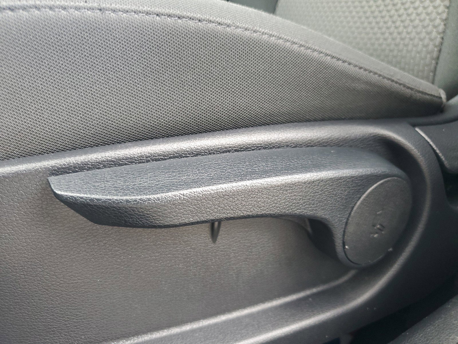 Used 2023 Kia Sportage LX image 10