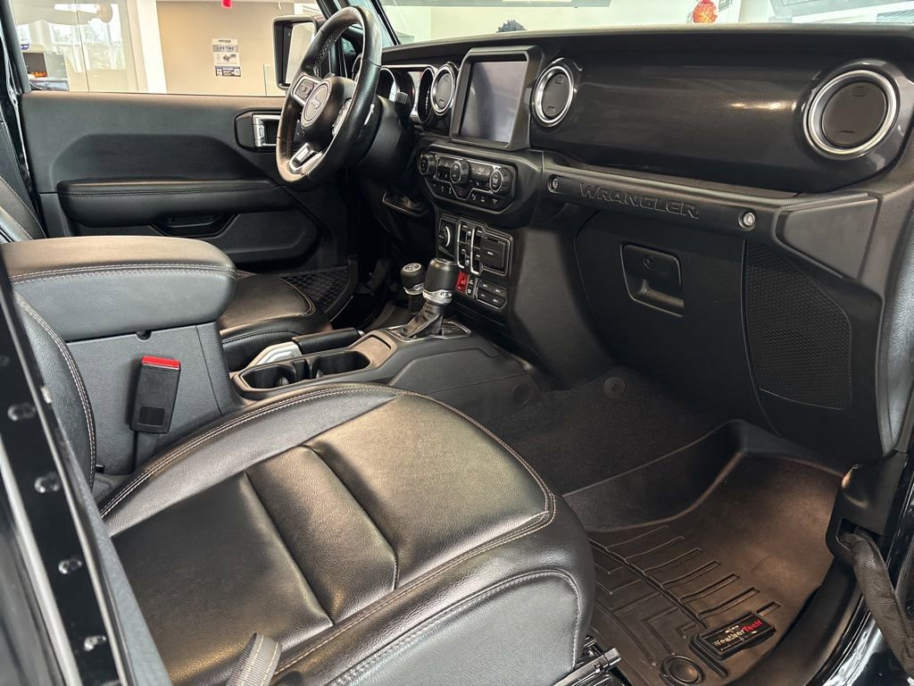 Certified 2023 Jeep Wrangler Rubicon 392 w/ Xtreme Recon 35" Tire Package image 13