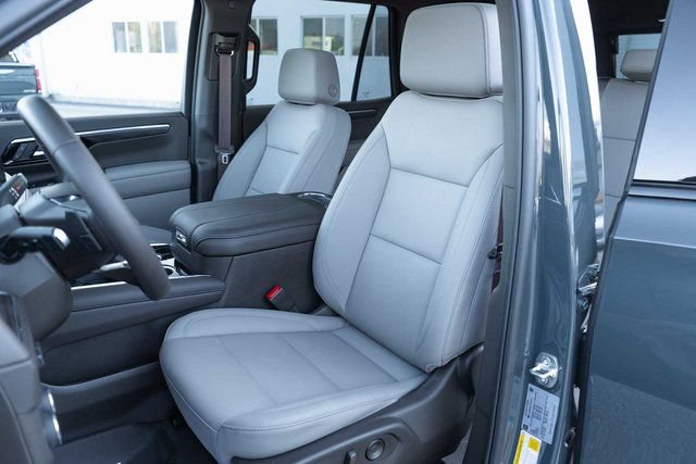 New 2026 Chevrolet Tahoe Z71 w/ Sun And Tow Package AWD/4WD image 11