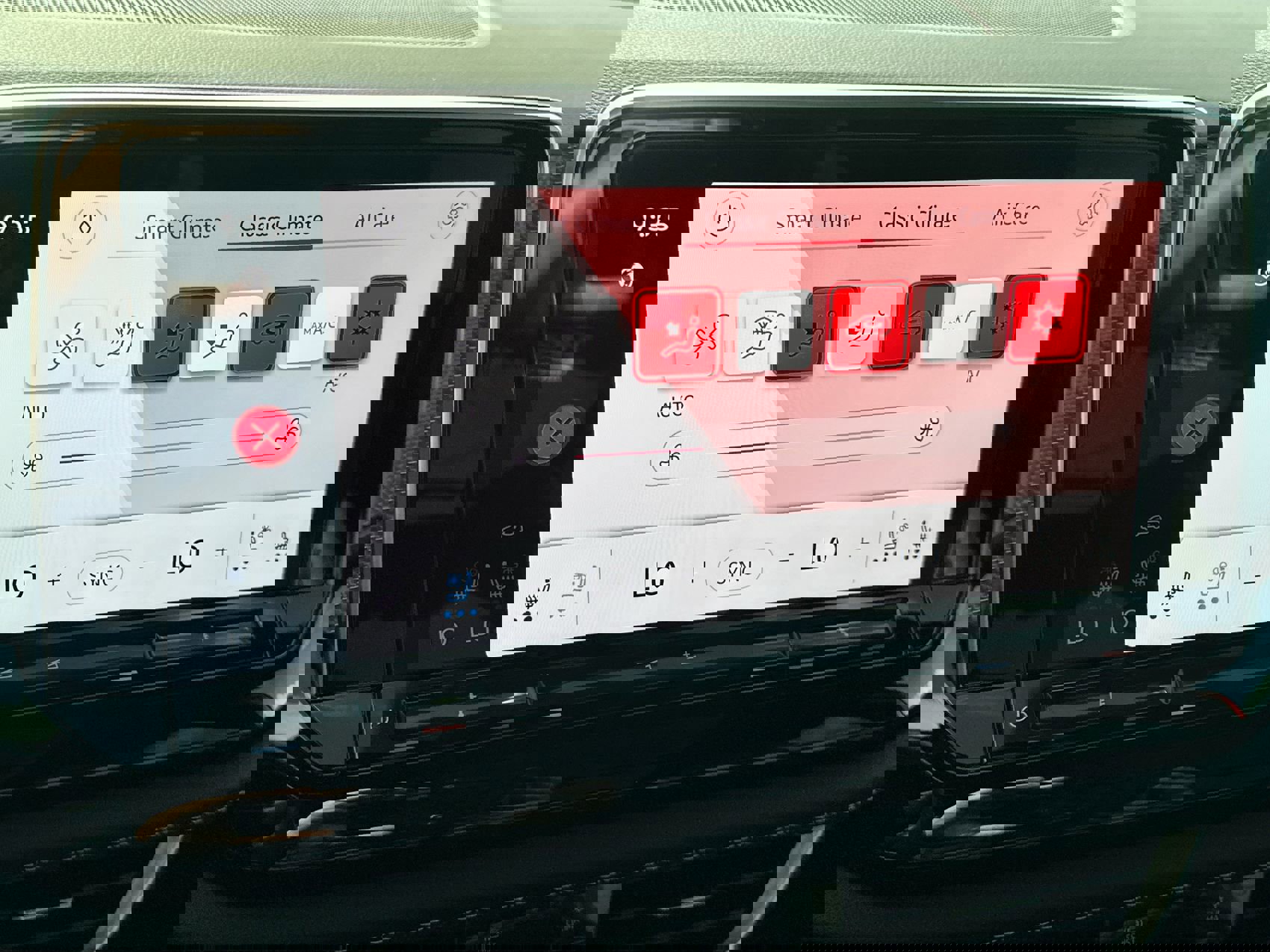 Used 2024 Volkswagen Atlas Cross Sport SEL R-Line image 19