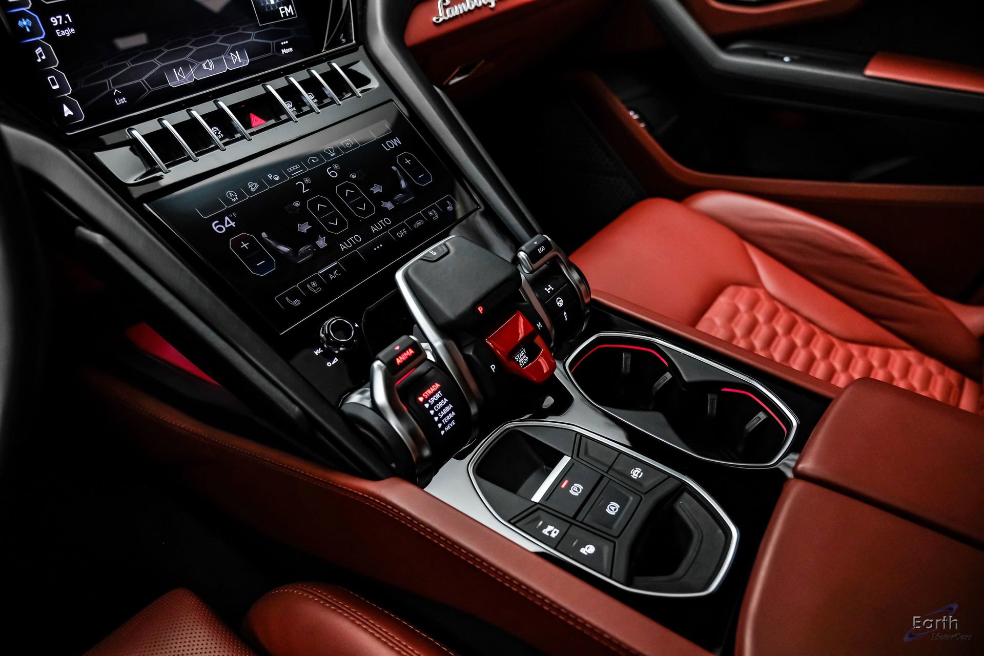 Used 2022 Lamborghini Urus AWD/4WD image 62