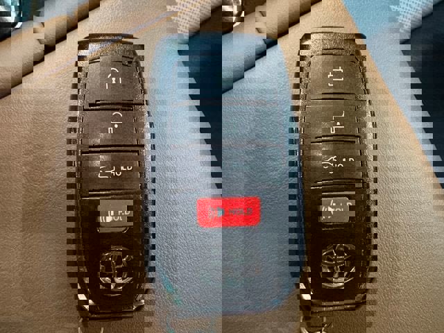 Certified 2026 Toyota Crown Limited image 34