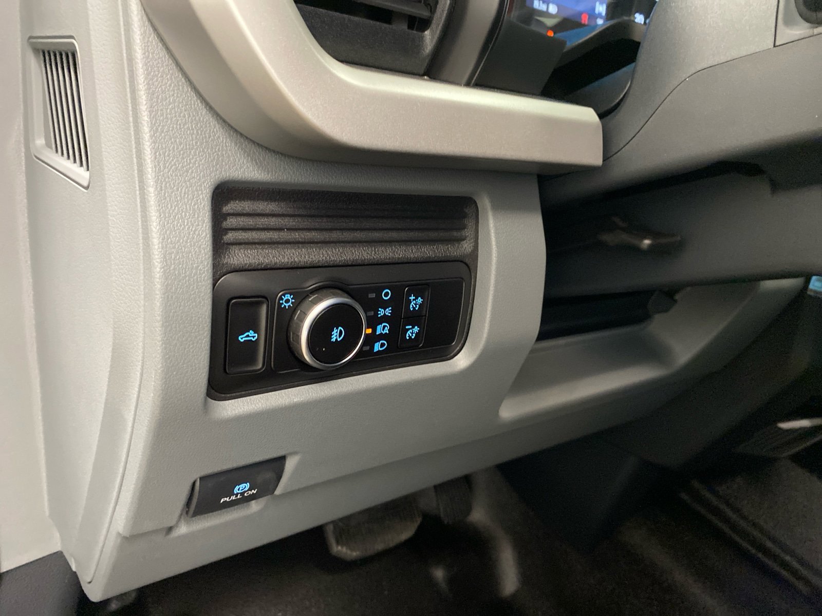 New 2026 Ford F250 XL w/ XL Driver Assist Package image 24