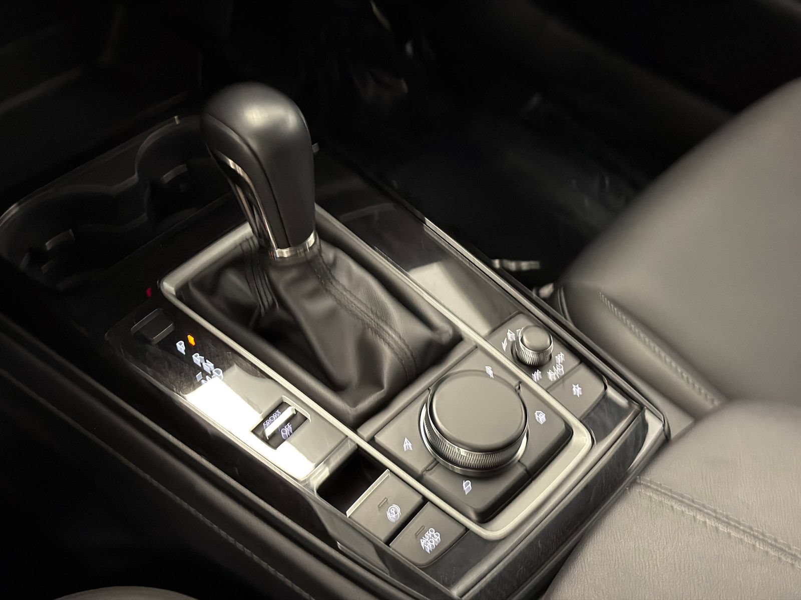 Used 2024 MAZDA CX-30 AWD 2.5 S w/ Select Sport Pkg image 29