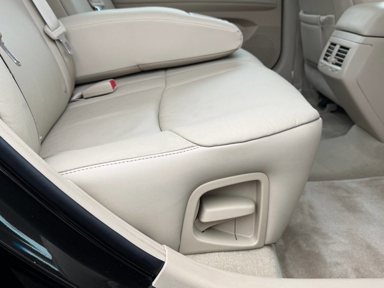 Used 2008 Toyota Avalon XLS image 73