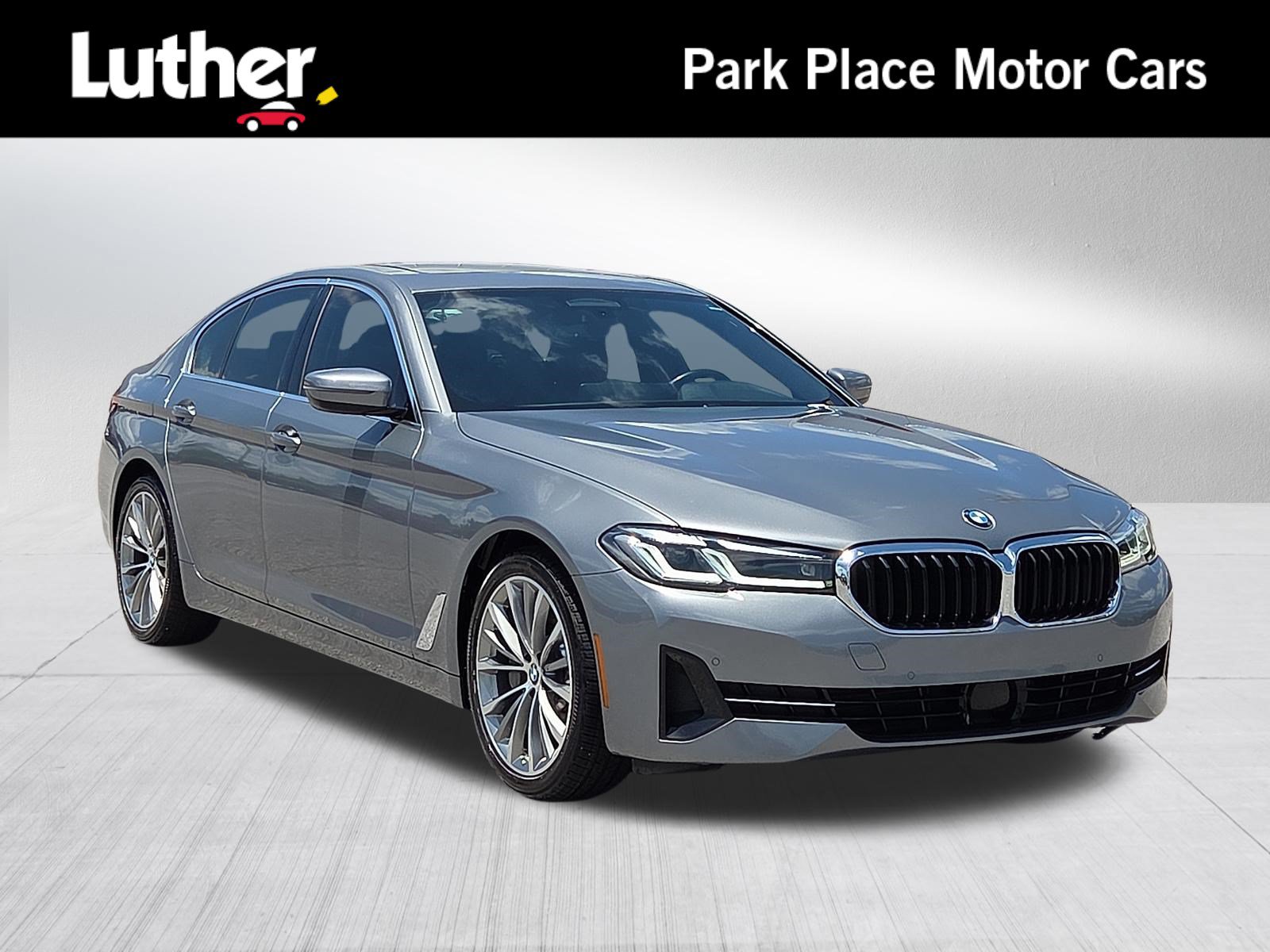 Used 2023 BMW 530i xDrive AWD/4WD image 1
