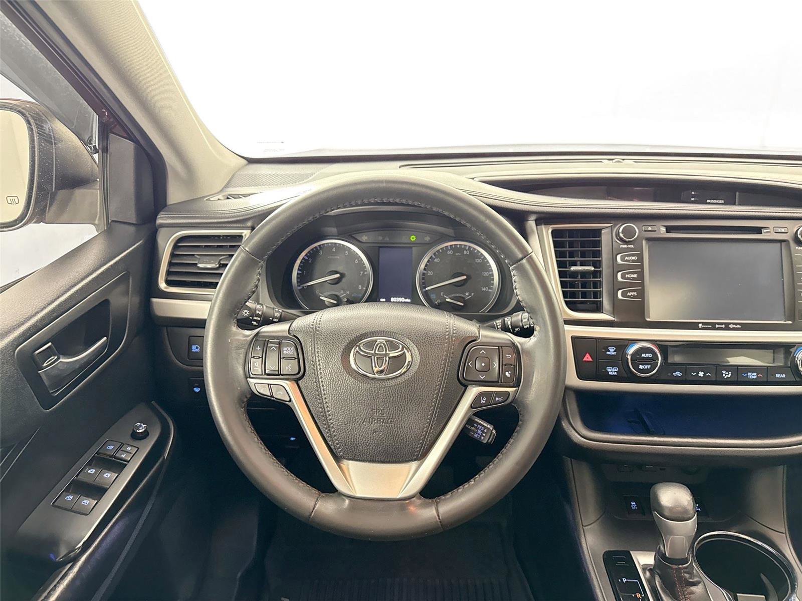 Used 2019 Toyota Highlander SE AWD/4WD image 31