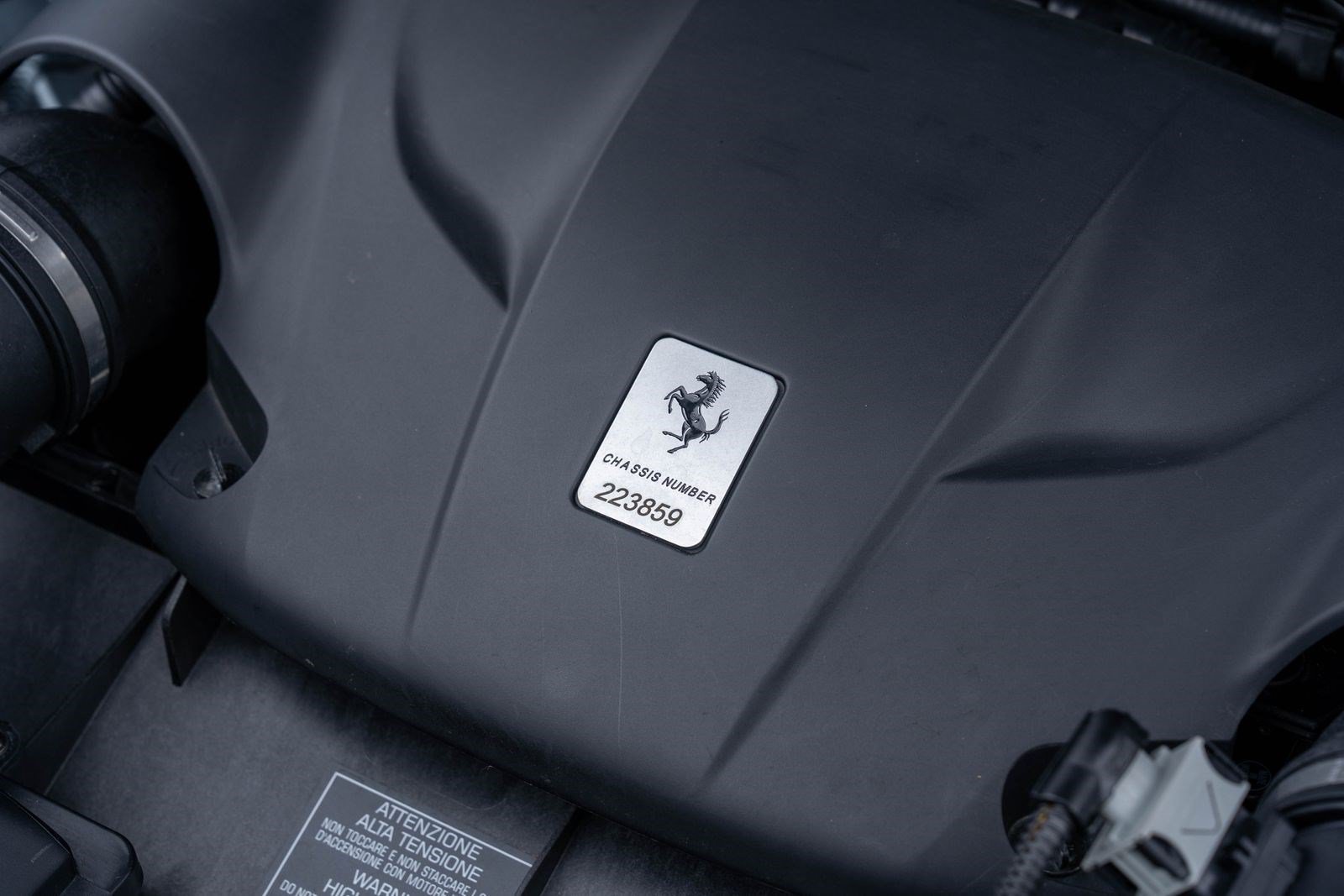 Used 2017 Ferrari California T RWD image 24