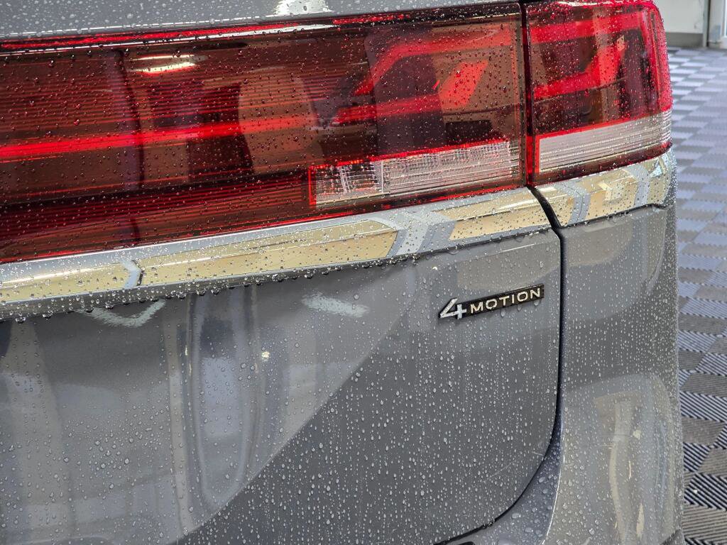 New 2026 Volkswagen Atlas SEL Premium R-Line image 15