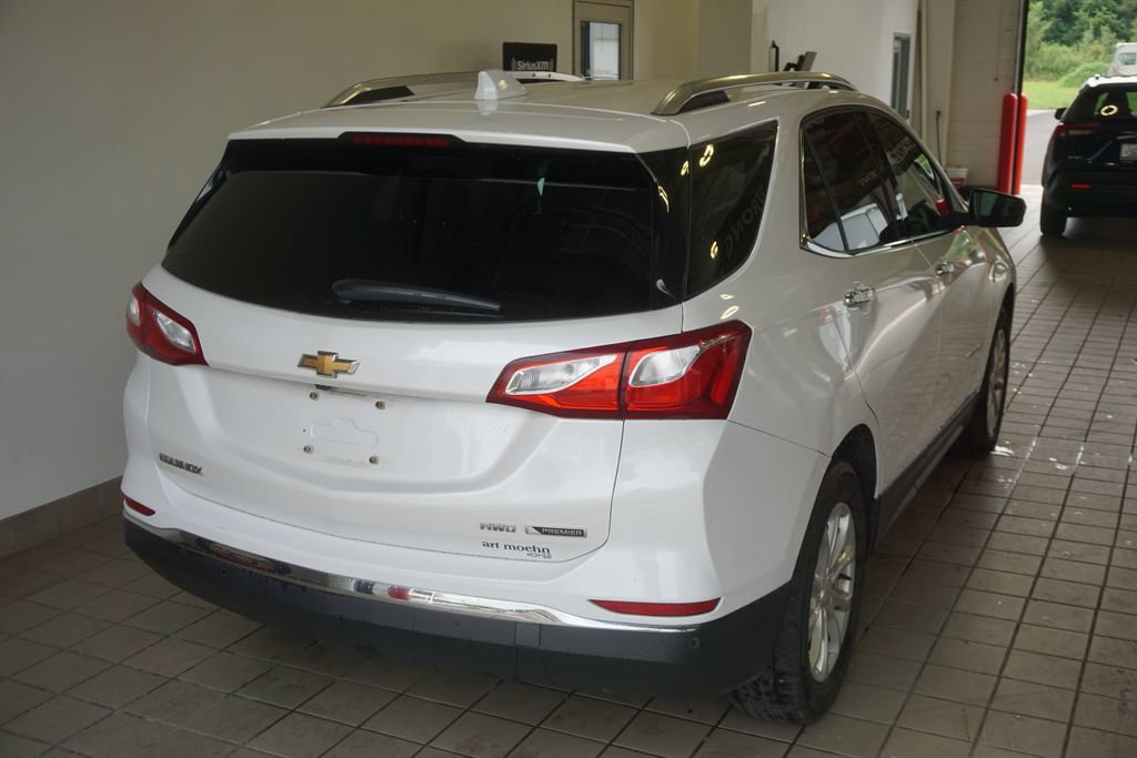 Used 2018 Chevrolet Equinox Premier AWD/4WD image 16