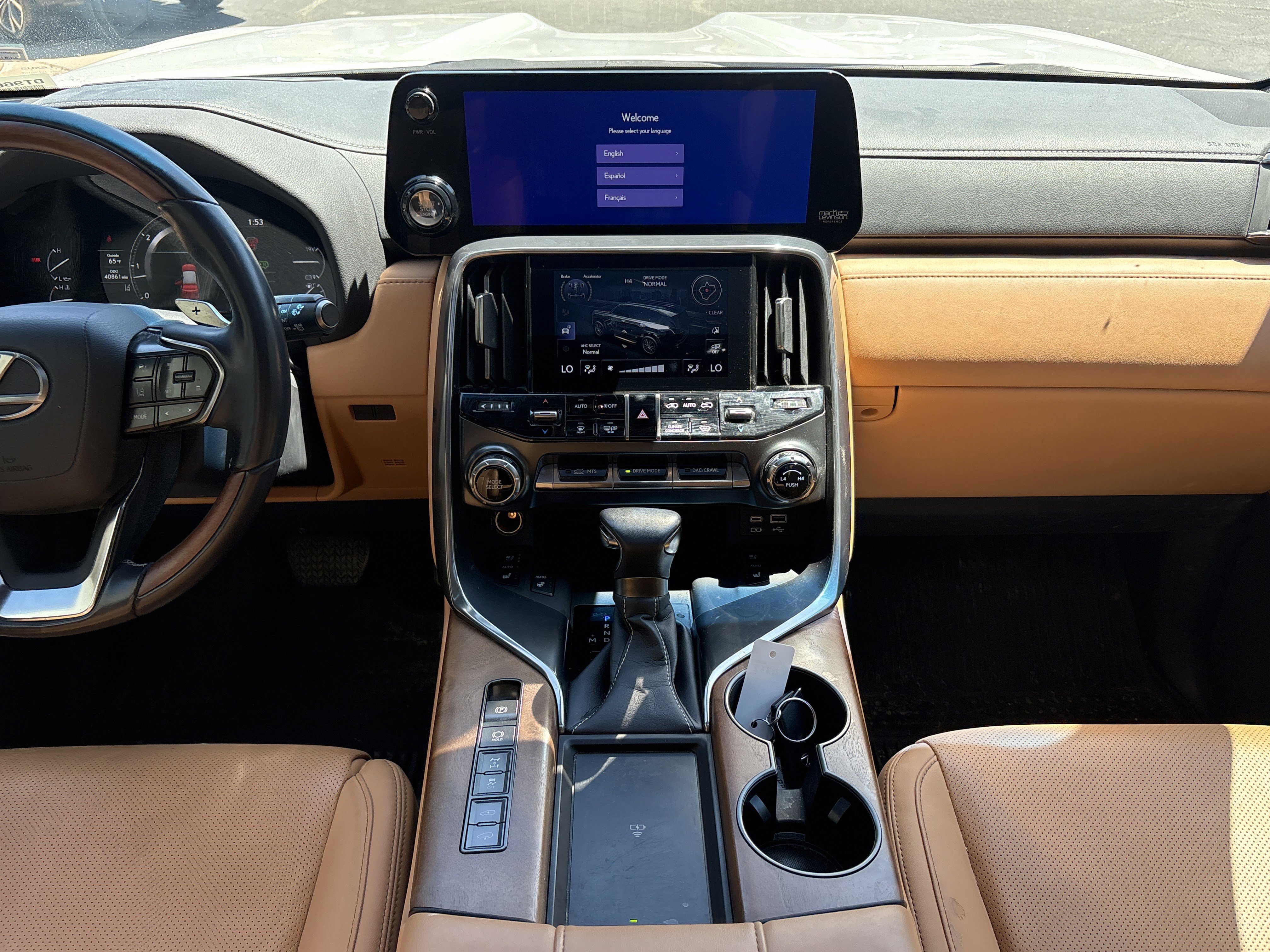 Used 2023 Lexus LX 600 4WD w/ Appearance Package image 31