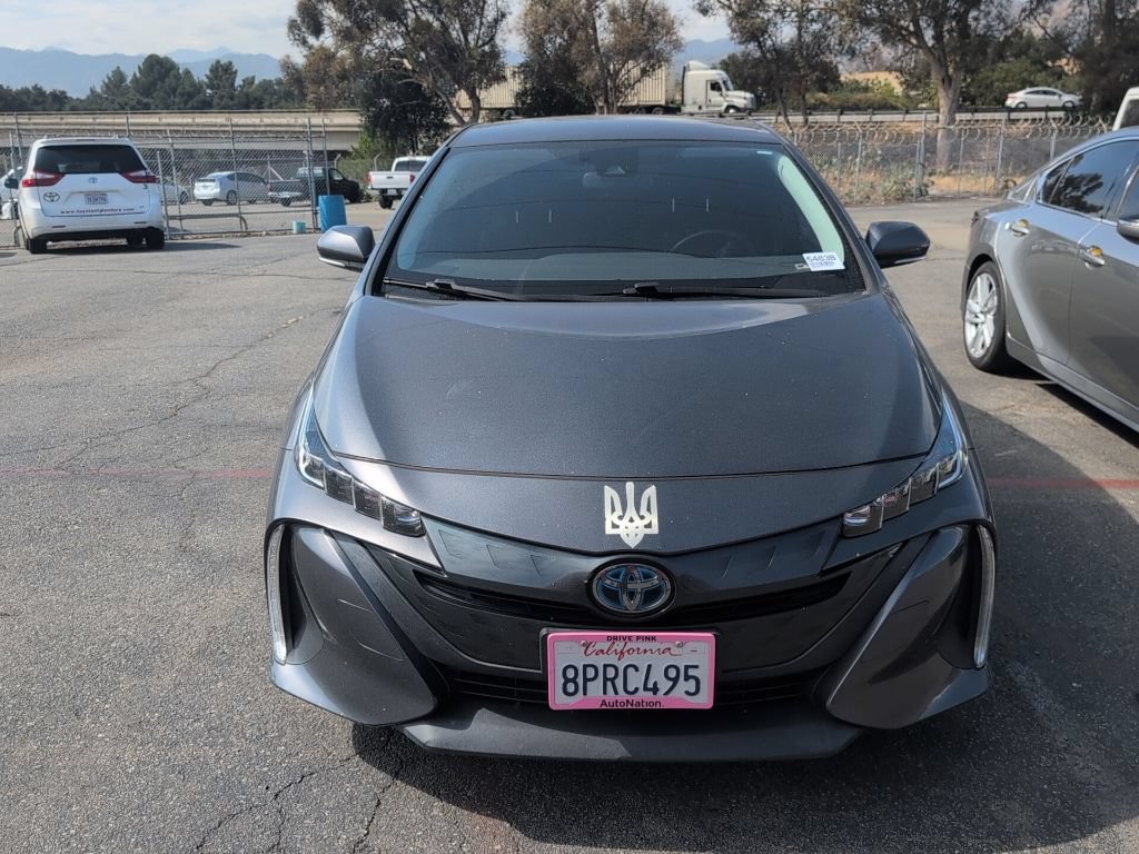 Used 2020 Toyota Prius Prime XLE w/ Carpet Mat Package FWD image 2