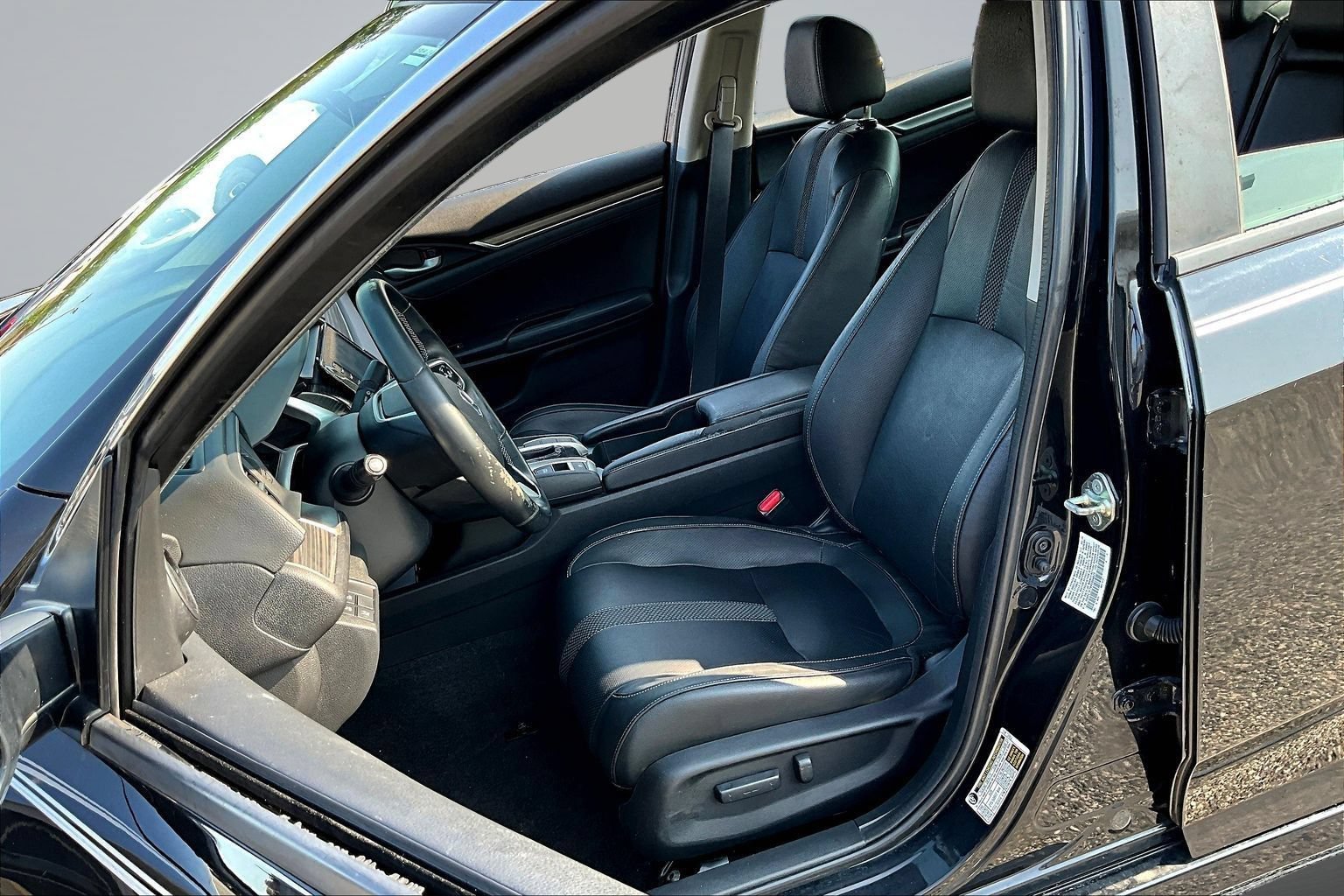 Used 2019 Honda Civic EX-L image 20