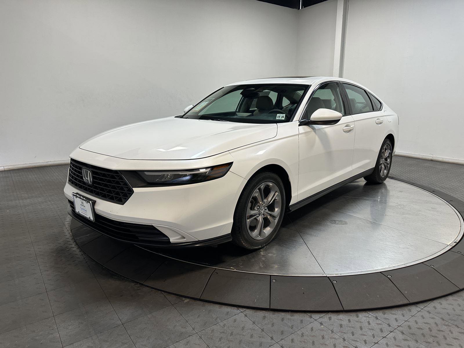 Certified 2023 Honda Accord EX image 1